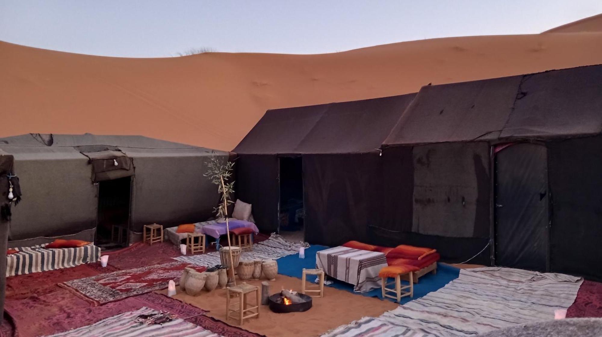 Gambi Camp Hotel Adrouine ภายนอก รูปภาพ